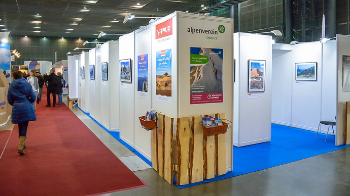 Koncepto reklamní agentura a grafické studio – V-TOUR